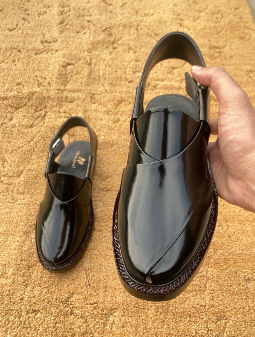 Black norozi chappal