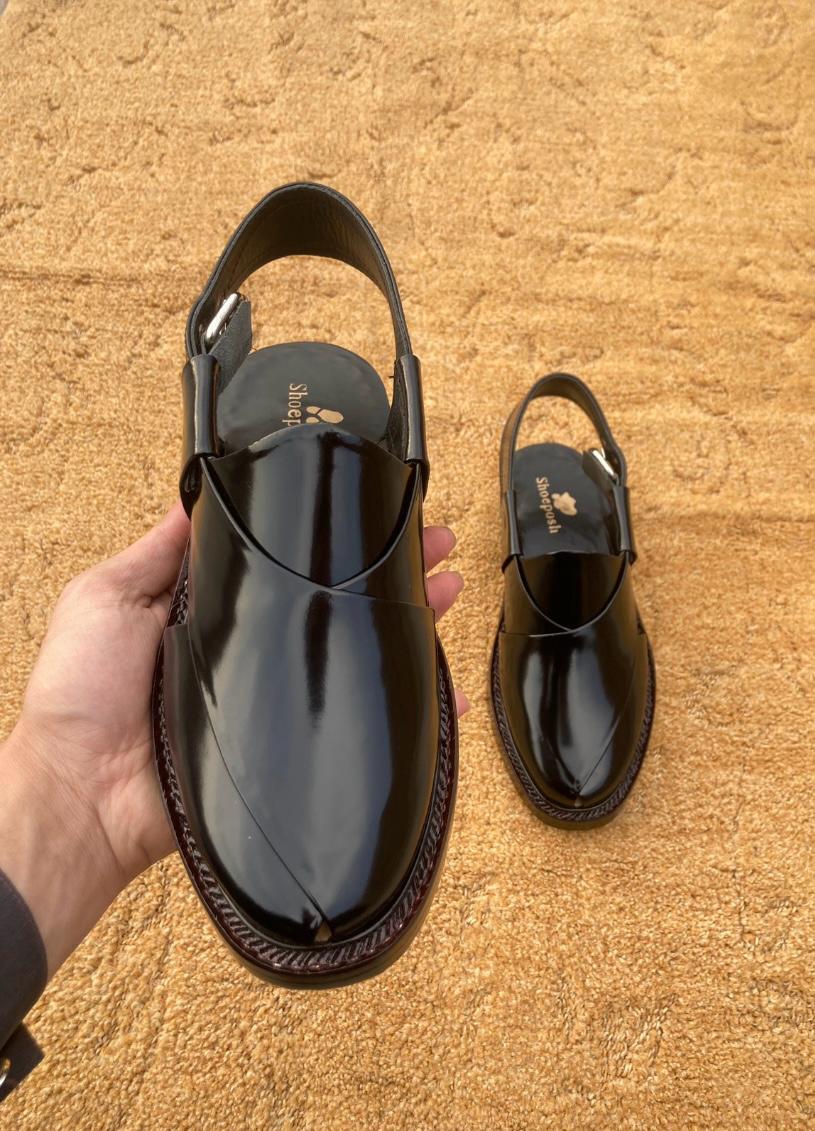 Black norozi chappal