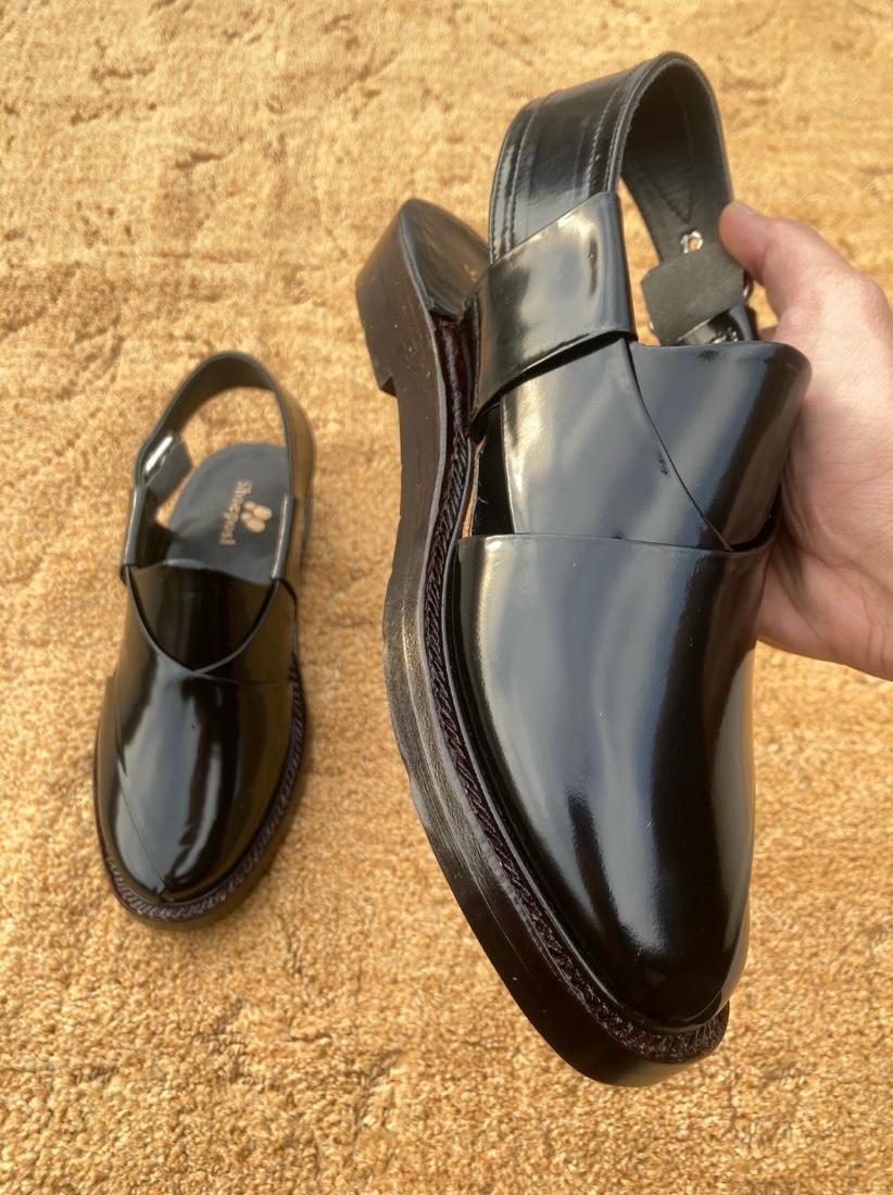 Black norozi chappal